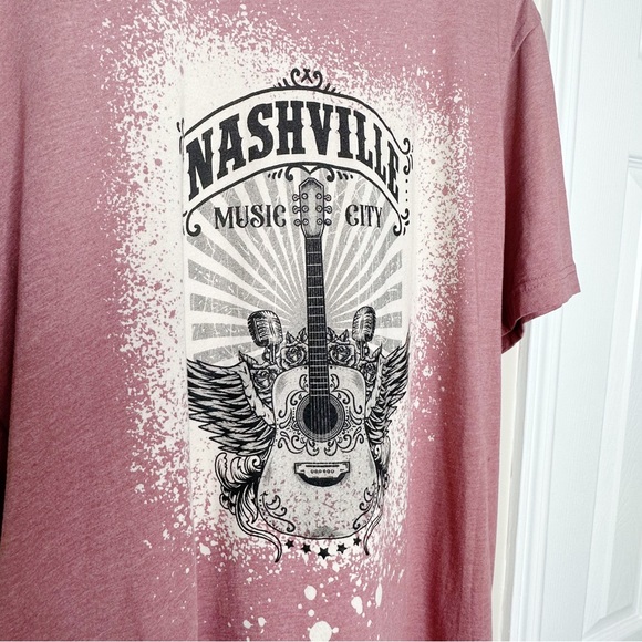 NWOT Bella Canvas Nashville Tee - Picture 3 of 5
